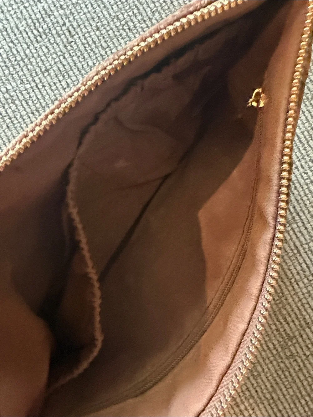 Vince Camuto Brown Velvet Textured Cosmetic Case Beaded Tassel Inside Zip Pocket